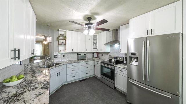 9001 E Carroll Road E, Winston, GA 30187