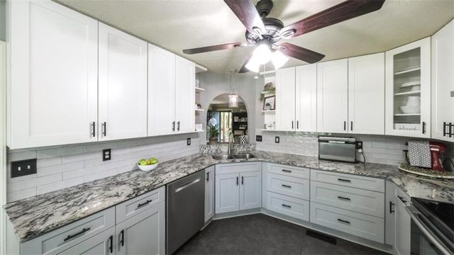 9001 E Carroll Road E, Winston, GA 30187