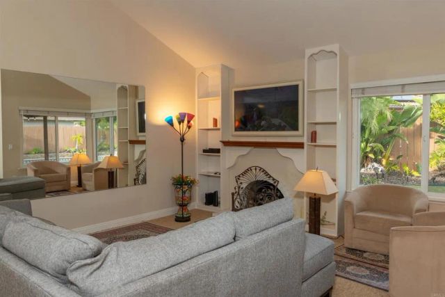 17417 Plaza Sonada, San Diego, CA 92128