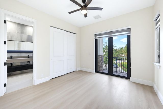 9619 Clemmons Street, Parkland, FL 33076