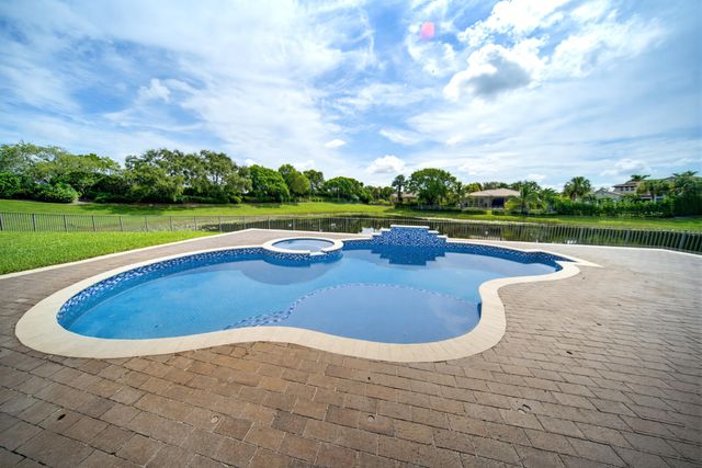 9619 Clemmons Street, Parkland, FL 33076