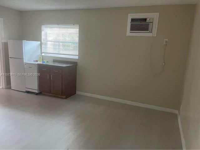 4991 SW 27th Ave C, Dania Beach, FL 33312