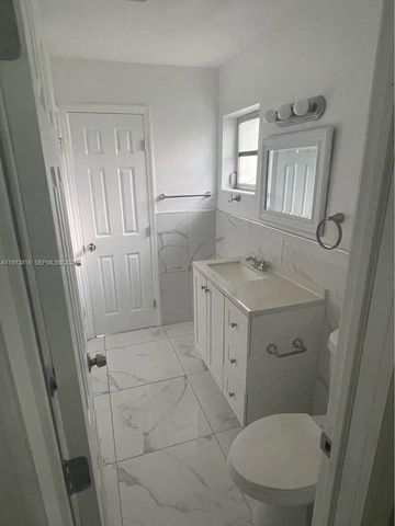 4991 SW 27th Ave C, Dania Beach, FL 33312