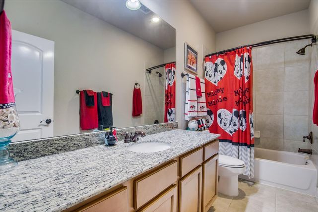 347 Old Aqua Landing E, Conroe, TX 77356