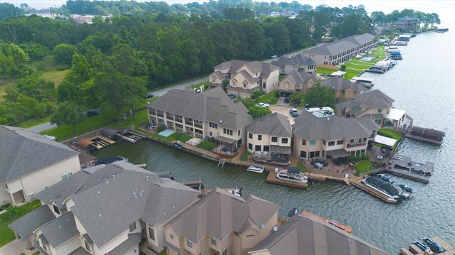 347 Old Aqua Landing E, Conroe, TX 77356