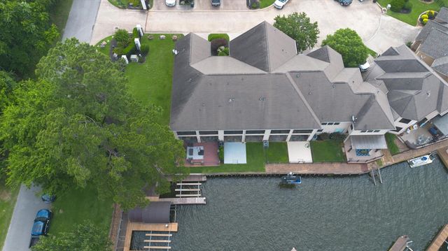 347 Old Aqua Landing E, Conroe, TX 77356