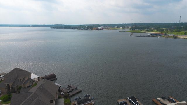 347 Old Aqua Landing E, Conroe, TX 77356