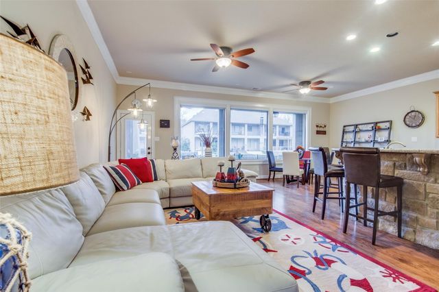 347 Old Aqua Landing E, Conroe, TX 77356