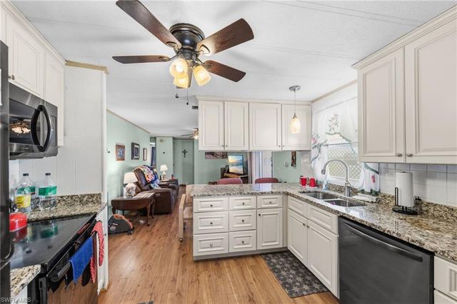 3148 Indian Village LN, North Fort Myers, FL 33917