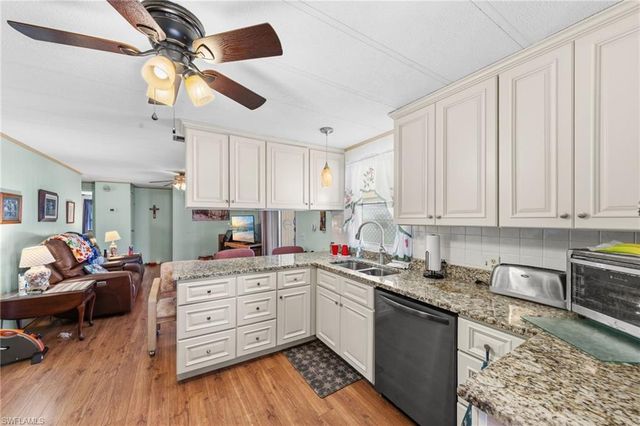 3148 Indian Village LN, North Fort Myers, FL 33917