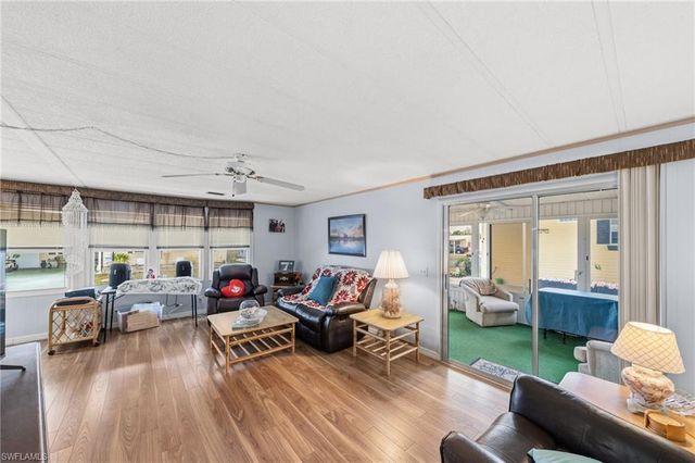 3148 Indian Village LN, North Fort Myers, FL 33917