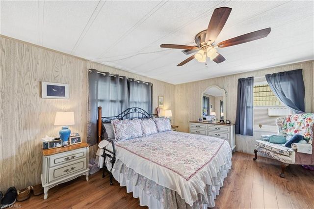 3148 Indian Village LN, North Fort Myers, FL 33917