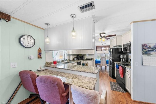 3148 Indian Village LN, North Fort Myers, FL 33917