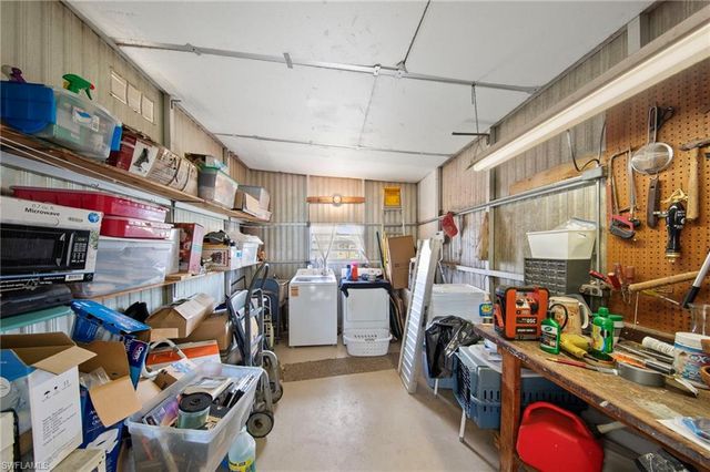 3148 Indian Village LN, North Fort Myers, FL 33917