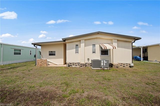 3148 Indian Village LN, North Fort Myers, FL 33917