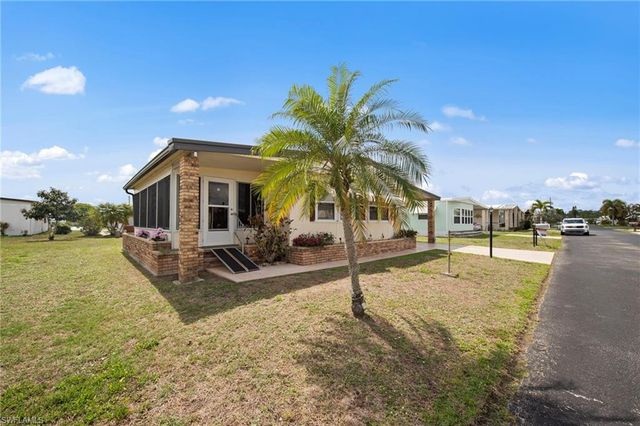 3148 Indian Village LN, North Fort Myers, FL 33917