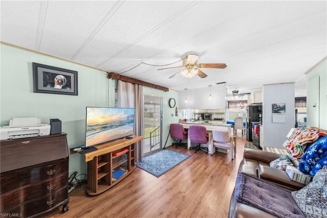 3148 Indian Village LN, North Fort Myers, FL 33917