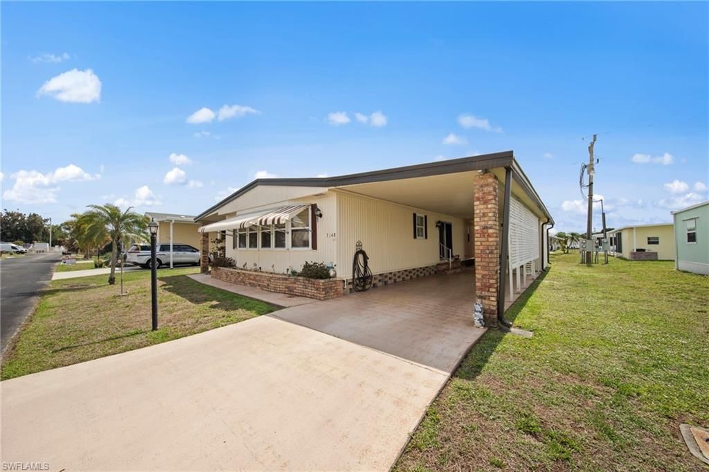 3148 Indian Village LN, North Fort Myers, FL 33917