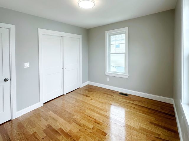 338 Sea St, Quincy, MA 02169