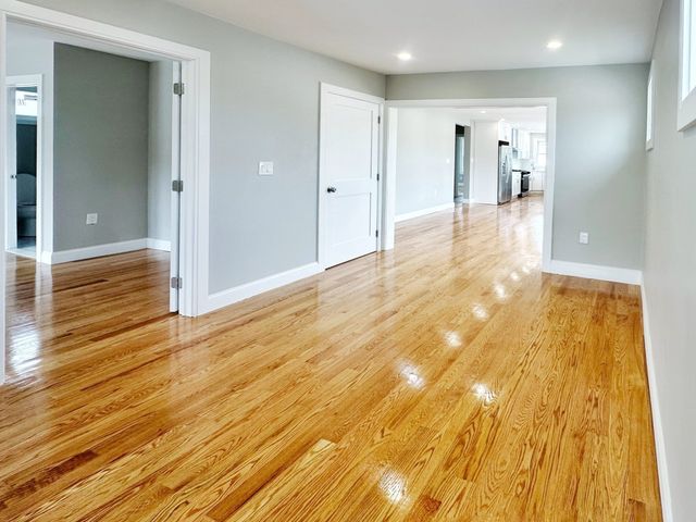 338 Sea St, Quincy, MA 02169