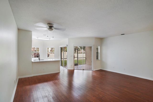 6513 Via Regina, Boca Raton, FL 33433