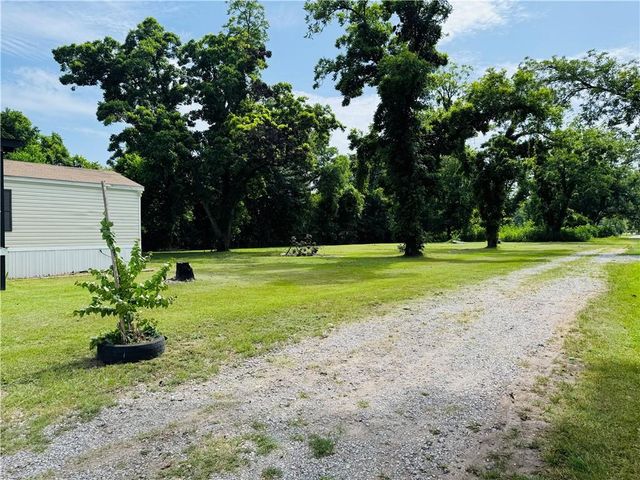 2013 CAPPEL Road, Alexandria, LA 71303