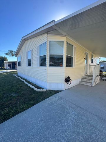 13965 Garza Court, Fort Pierce, FL 34951