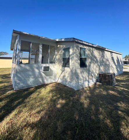 13965 Garza Court, Fort Pierce, FL 34951