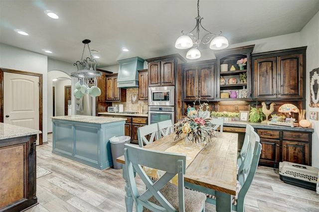 13201 NW 1st Street, Yukon, OK 73099