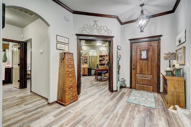 13201 NW 1st Street, Yukon, OK 73099