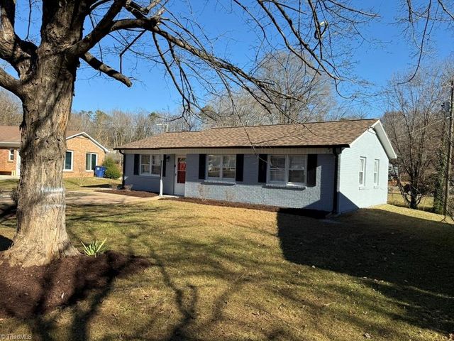 315 Creekway Court, Winston-salem, NC 27104