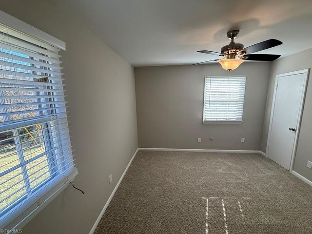 315 Creekway Court, Winston-salem, NC 27104