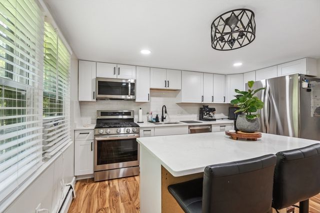 13 Myles Standish Dr 3, Haverhill, MA 01835