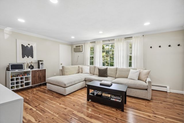 13 Myles Standish Dr 3, Haverhill, MA 01835