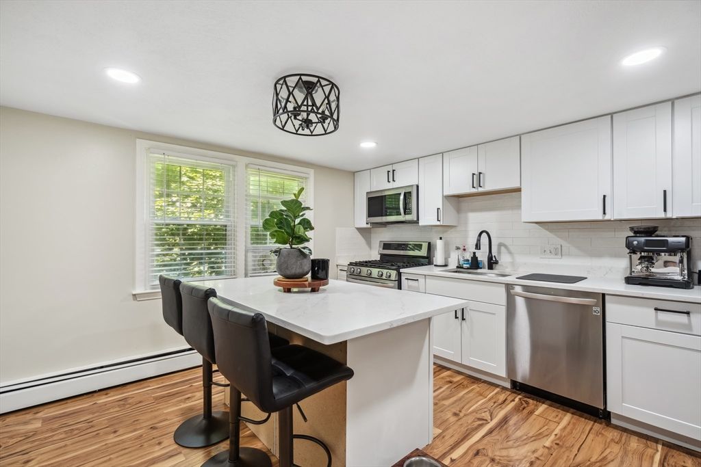 13 Myles Standish Dr 3, Haverhill, MA 01835