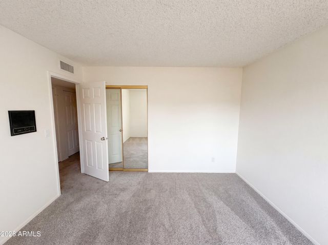 11820 N 66TH Drive, Glendale, AZ 85304