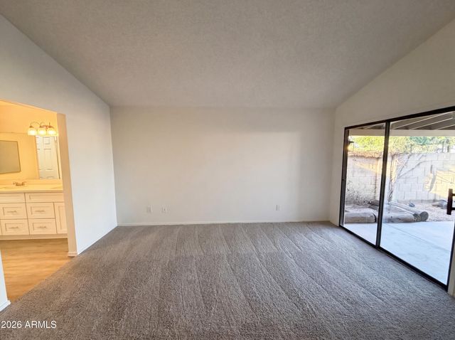 11820 N 66TH Drive, Glendale, AZ 85304