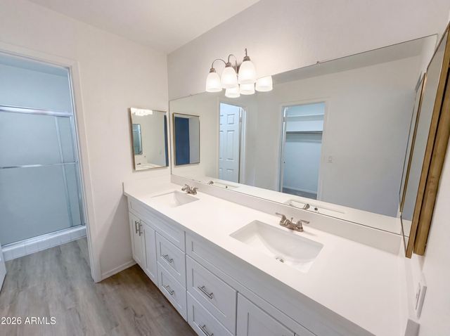 11820 N 66TH Drive, Glendale, AZ 85304