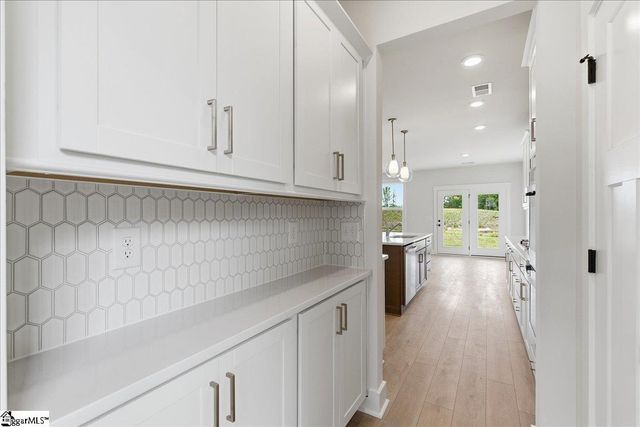 105 Avocado Court, Simpsonville, SC 29681