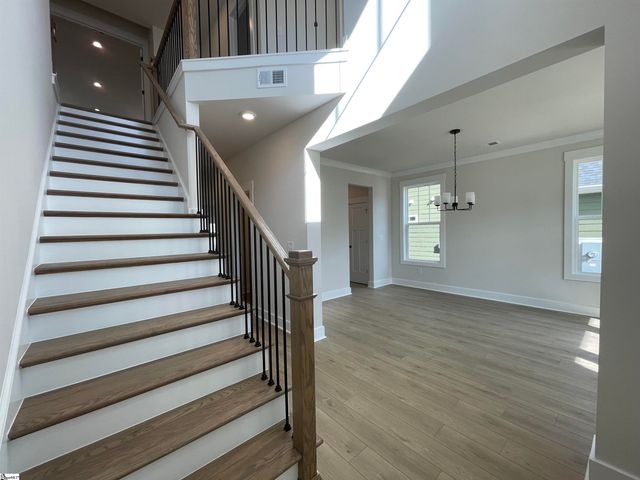 105 Avocado Court, Simpsonville, SC 29681