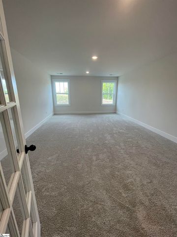 105 Avocado Court, Simpsonville, SC 29681