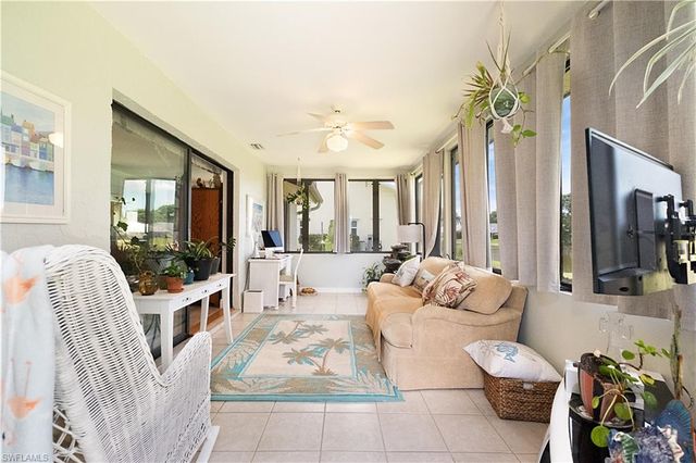 104 Brittany CT, Naples, FL 34112