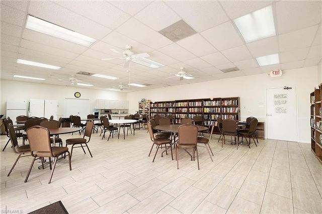 104 Brittany CT, Naples, FL 34112
