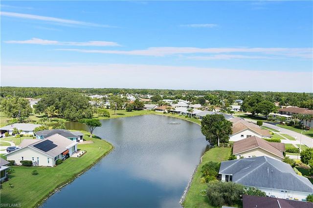 104 Brittany CT, Naples, FL 34112