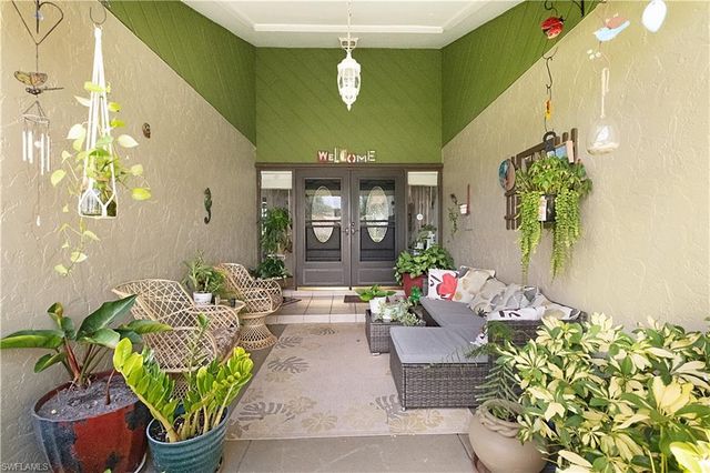 104 Brittany CT, Naples, FL 34112