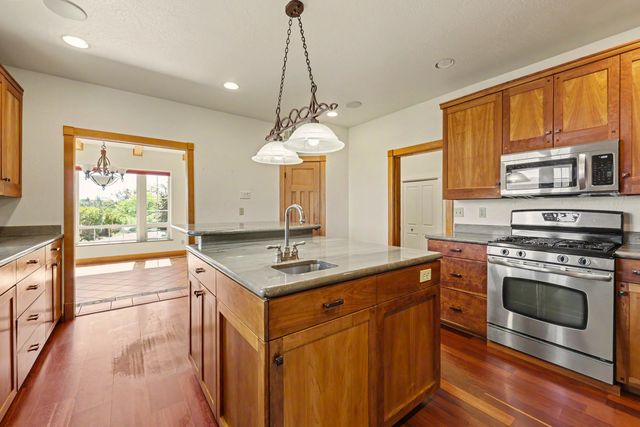 1678 Ashland Mine Road, Ashland, OR 97520