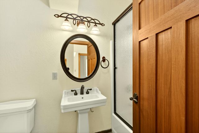1678 Ashland Mine Road, Ashland, OR 97520