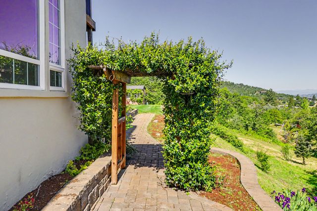 1678 Ashland Mine Road, Ashland, OR 97520