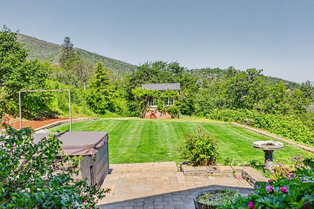 1678 Ashland Mine Road, Ashland, OR 97520