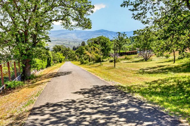 1678 Ashland Mine Road, Ashland, OR 97520